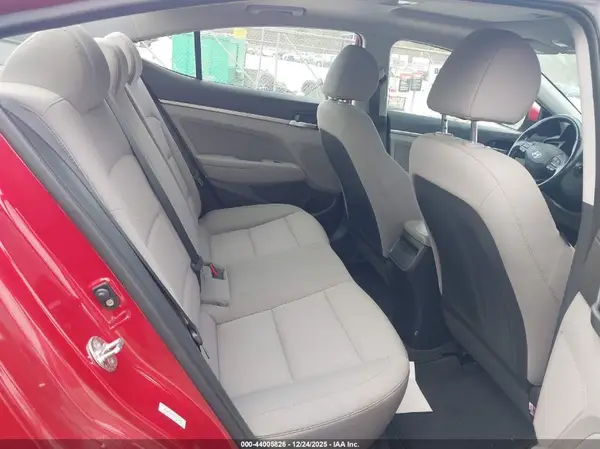 KMHD84LF2KU831475 2019 HYUNDAI ELANTRA - Image 8