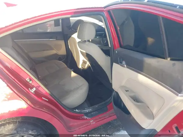 KMHD84LF2KU840984 2019 HYUNDAI ELANTRA - Image 8