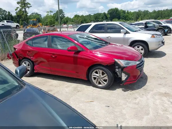 KMHD84LF2KU842850 2019 HYUNDAI ELANTRA - Image 1