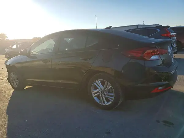 KMHD84LF2KU844243 2019 HYUNDAI ELANTRA - Image 2