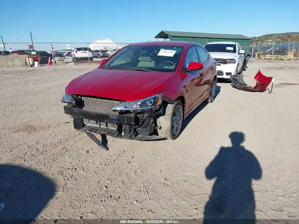 KMHD84LF2KU847918 2019 HYUNDAI ELANTRA - Image 2