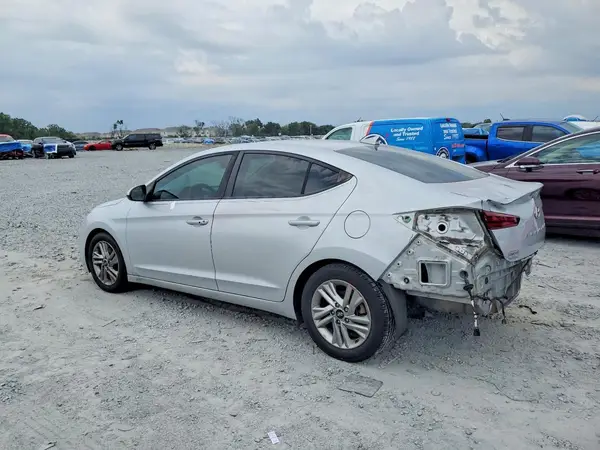 KMHD84LF2KU859728 2019 HYUNDAI ELANTRA - Image 2