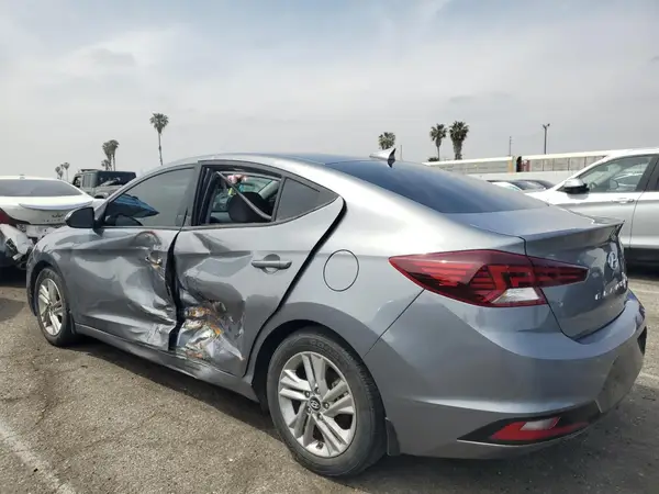 KMHD84LF2KU877758 2019 HYUNDAI ELANTRA - Image 2