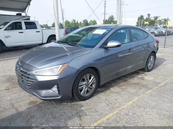 KMHD84LF2KU878229 2019 HYUNDAI ELANTRA - Image 2