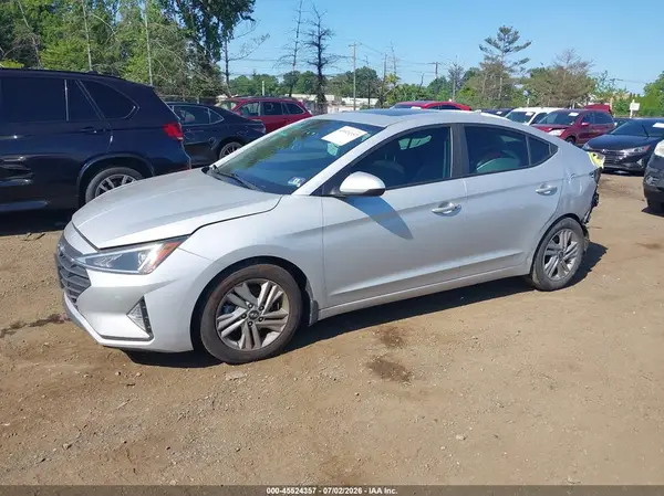 KMHD84LF2KU886234 2019 HYUNDAI ELANTRA - Image 2