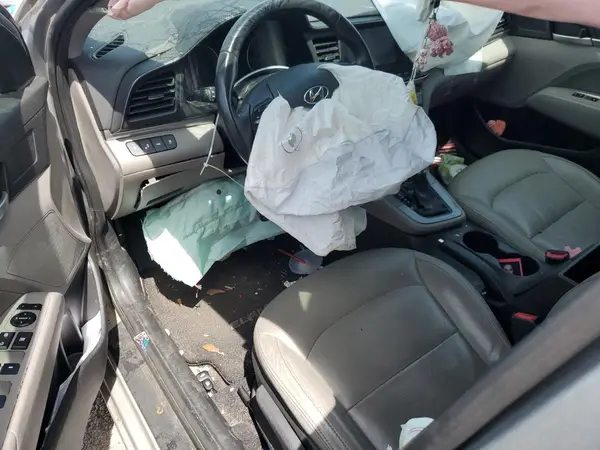 KMHD84LF2LU000494 2020 HYUNDAI ELANTRA - Image 8