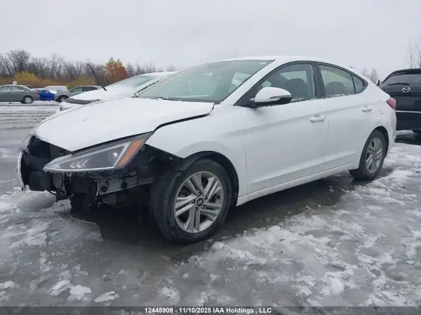 KMHD84LF2LU054412 2020 HYUNDAI ELANTRA - Image 2