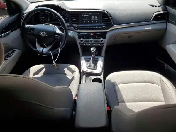 KMHD84LF2LU063031 2020 HYUNDAI ELANTRA - Image 8