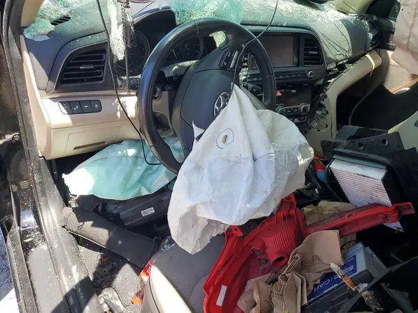 KMHD84LF2LU073946 2020 HYUNDAI ELANTRA - Image 8