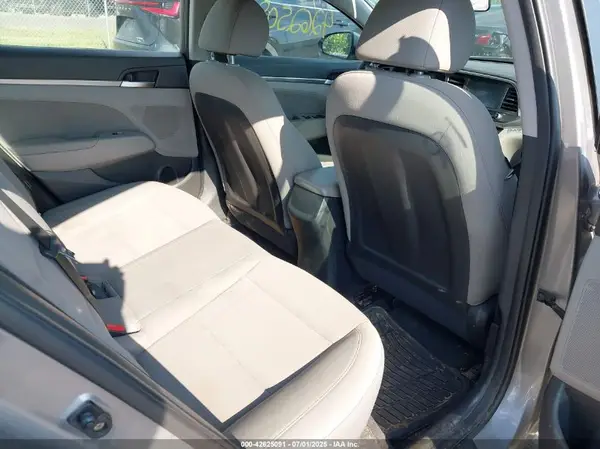 KMHD84LF2LU106878 2020 HYUNDAI ELANTRA - Image 8