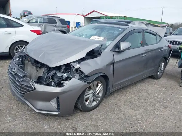 KMHD84LF2LU905852 2020 HYUNDAI ELANTRA - Image 2