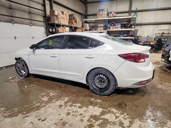 KMHD84LF2LU914731 2020 HYUNDAI ELANTRA - Image 2
