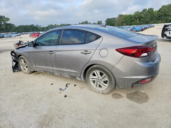 KMHD84LF2LU915488 2020 HYUNDAI ELANTRA - Image 2