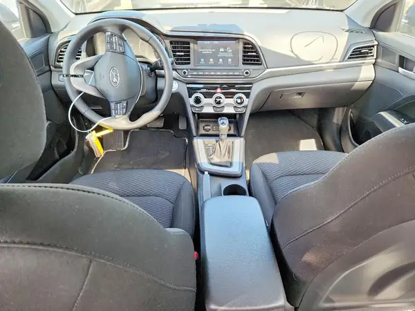 KMHD84LF2LU960558 2020 HYUNDAI ELANTRA - Image 8