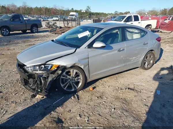 KMHD84LF3HU068343 2017 HYUNDAI ELANTRA - Image 2