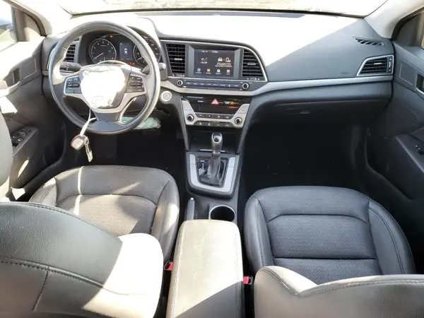KMHD84LF3HU069007 2017 HYUNDAI ELANTRA - Image 8