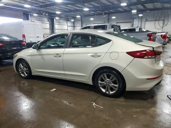 KMHD84LF3HU072246 2017 HYUNDAI ELANTRA - Image 2