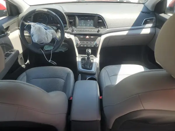 KMHD84LF3HU106914 2017 HYUNDAI ELANTRA - Image 8