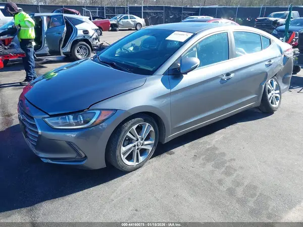 KMHD84LF3HU119307 2017 HYUNDAI ELANTRA - Image 2