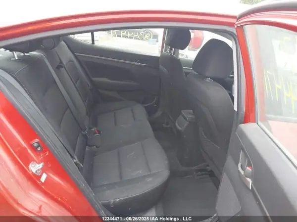 KMHD84LF3HU131389 2017 HYUNDAI ELANTRA - Image 8
