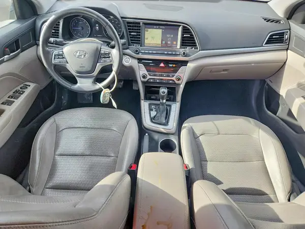KMHD84LF3HU135510 2017 HYUNDAI ELANTRA - Image 8