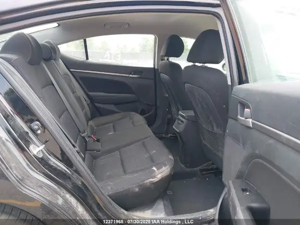KMHD84LF3HU138004 2017 HYUNDAI ELANTRA - Image 8