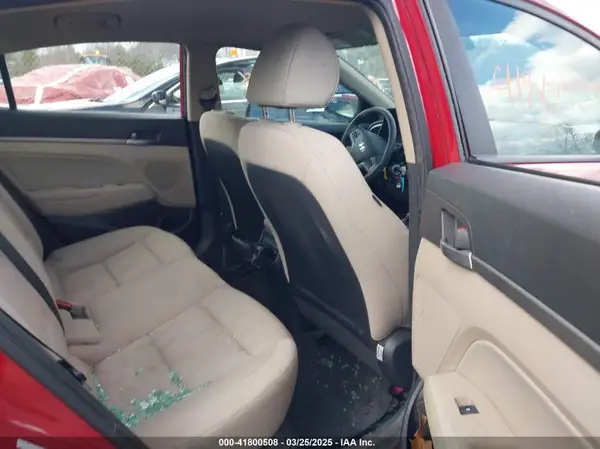 KMHD84LF3HU144627 2017 HYUNDAI ELANTRA - Image 8