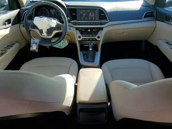 KMHD84LF3HU146751 2017 HYUNDAI ELANTRA - Image 8