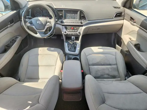 KMHD84LF3HU152775 2017 HYUNDAI ELANTRA - Image 8