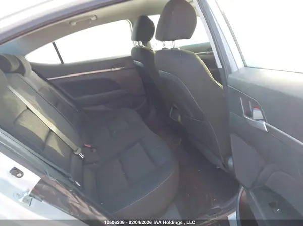 KMHD84LF3HU153215 2017 HYUNDAI ELANTRA - Image 8