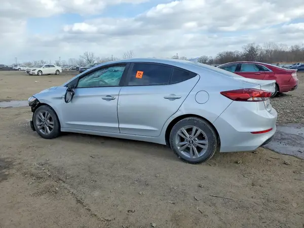 KMHD84LF3HU153554 2017 HYUNDAI ELANTRA - Image 2