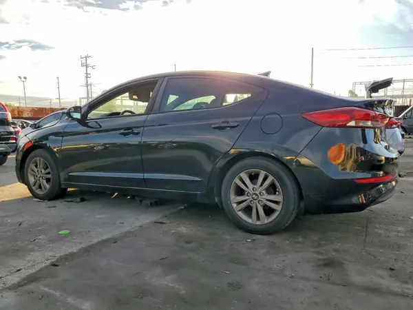 KMHD84LF3HU176283 2017 HYUNDAI ELANTRA - Image 2