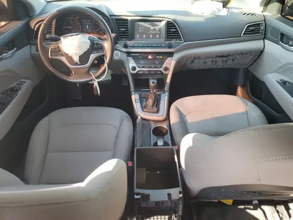 KMHD84LF3HU176302 2017 HYUNDAI ELANTRA - Image 8
