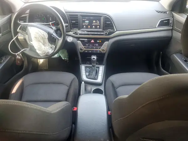 KMHD84LF3HU190040 2017 HYUNDAI ELANTRA - Image 8