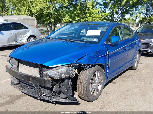KMHD84LF3HU190975 2017 HYUNDAI ELANTRA - Image 2