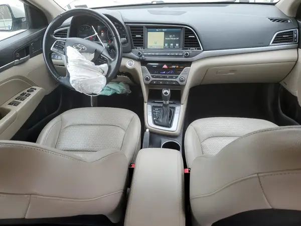 KMHD84LF3HU195948 2017 HYUNDAI ELANTRA - Image 8