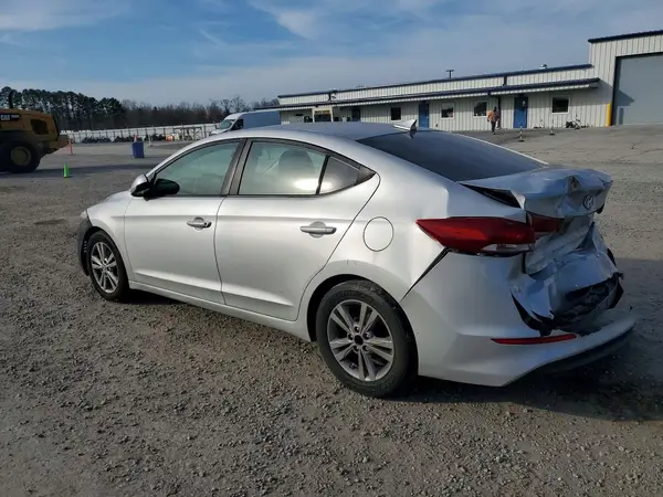 KMHD84LF3HU203532 2017 HYUNDAI ELANTRA - Image 2