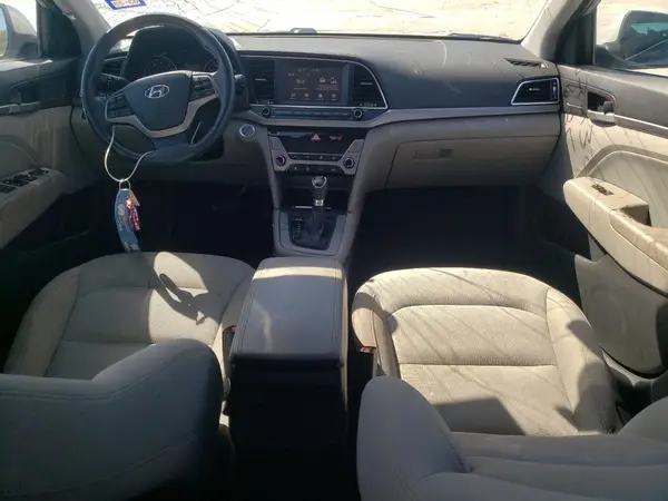 KMHD84LF3HU203613 2017 HYUNDAI ELANTRA - Image 8