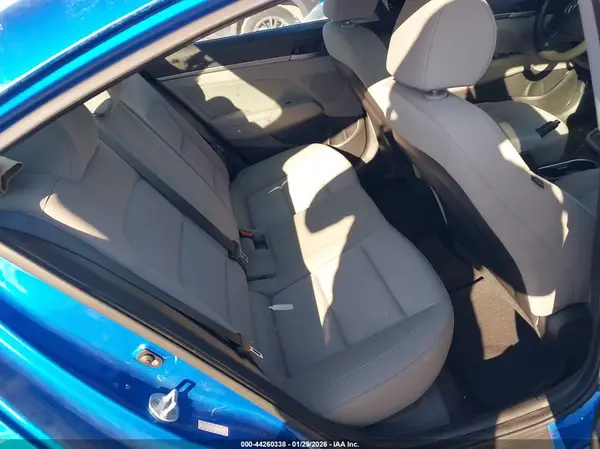 KMHD84LF3HU207550 2017 HYUNDAI ELANTRA - Image 8