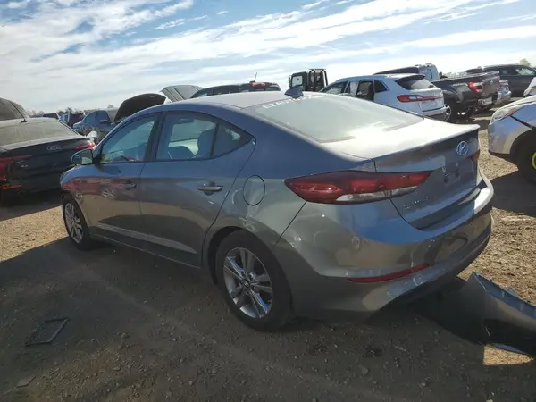KMHD84LF3HU212022 2017 HYUNDAI ELANTRA - Image 2
