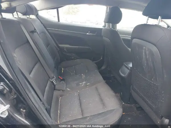 KMHD84LF3HU218063 2017 HYUNDAI ELANTRA - Image 8