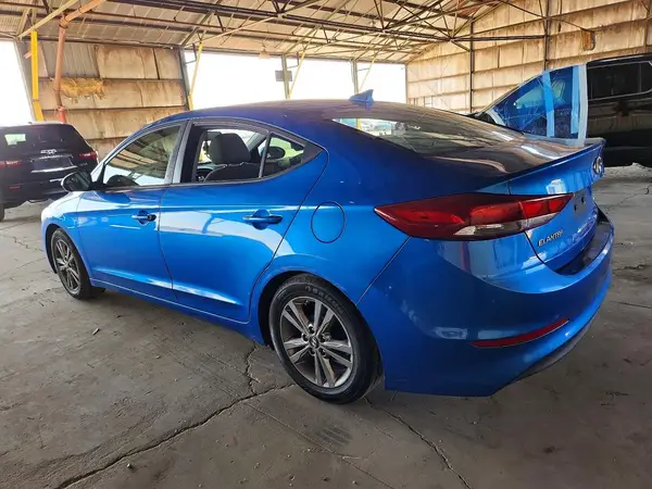 KMHD84LF3HU223182 2017 HYUNDAI ELANTRA - Image 2