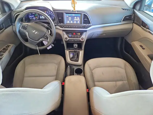KMHD84LF3HU223182 2017 HYUNDAI ELANTRA - Image 8