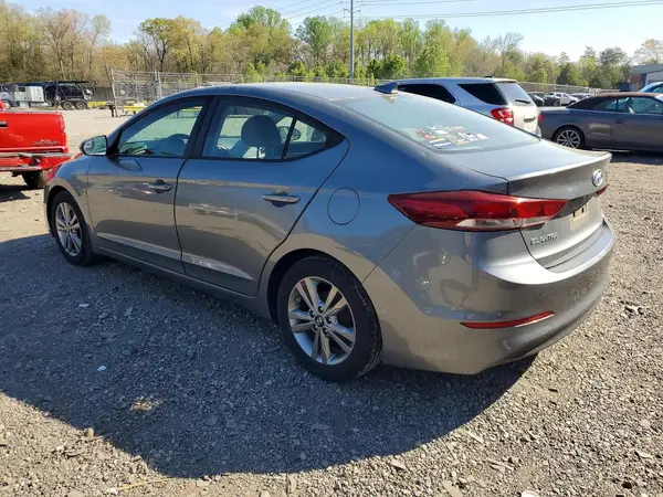 KMHD84LF3HU227457 2017 HYUNDAI ELANTRA - Image 2