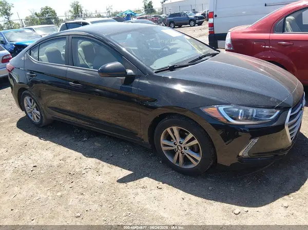 KMHD84LF3HU227958 2017 HYUNDAI ELANTRA - Image 1