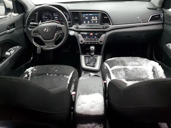 KMHD84LF3HU230326 2017 HYUNDAI ELANTRA - Image 8
