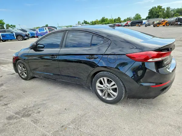 KMHD84LF3HU238863 2017 HYUNDAI ELANTRA - Image 2