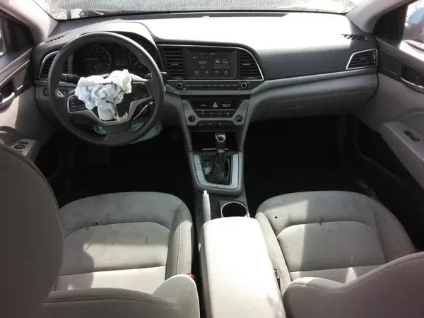 KMHD84LF3HU241441 2017 HYUNDAI ELANTRA - Image 8