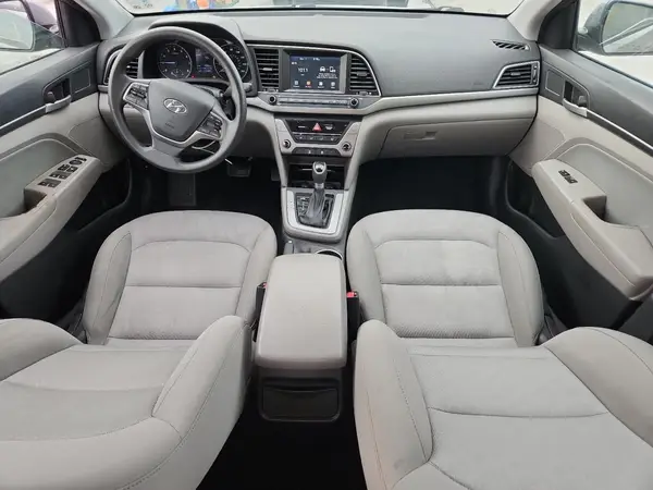 KMHD84LF3HU243271 2017 HYUNDAI ELANTRA - Image 8
