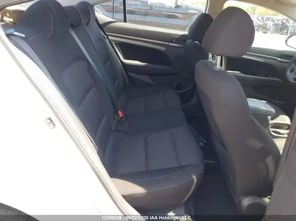 KMHD84LF3HU244534 2017 HYUNDAI ELANTRA - Image 8